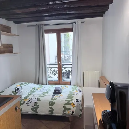 Apartament Elegant Near Pompidou Center Paryż